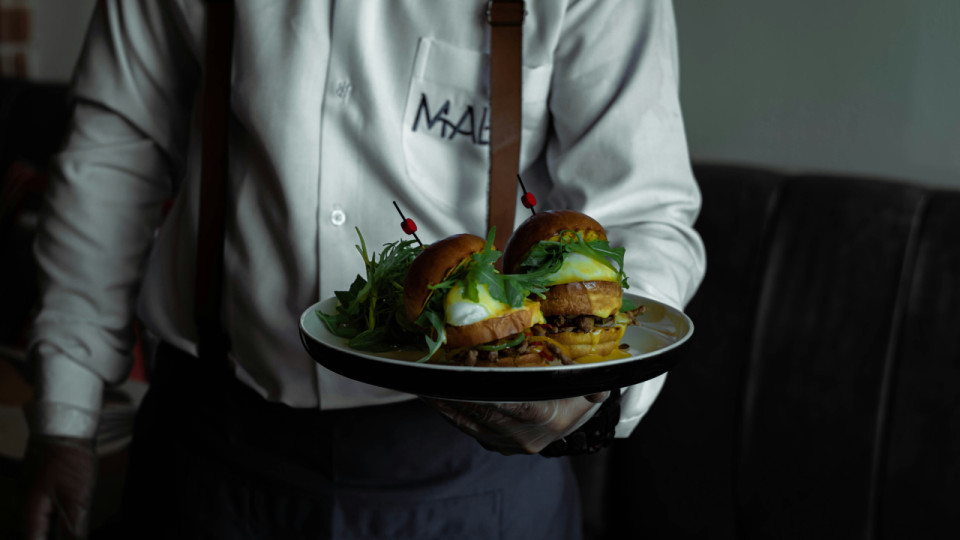 Des retrait&eacute;s se tournent vers les plateformes de services pour compl&eacute;ter leur pension