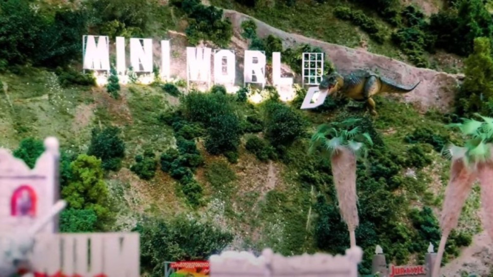 Le parc Mini World C&ocirc;te d'Azur de l&rsquo;Avenue 83 d&eacute;m&eacute;nage