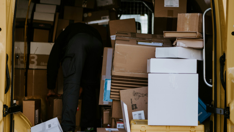 Les livraisons multipli&eacute;es avec les f&ecirc;tes de fin d'ann&eacute;e, les risques de vols augmentent