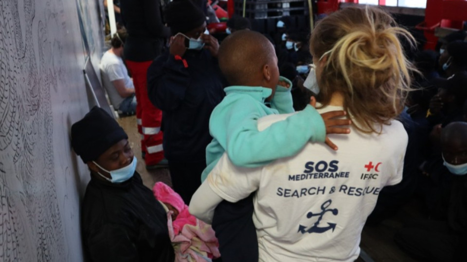 Les migrants sauvés en ce début de semaine par l’Ocean Viking vont débarquer en Italie