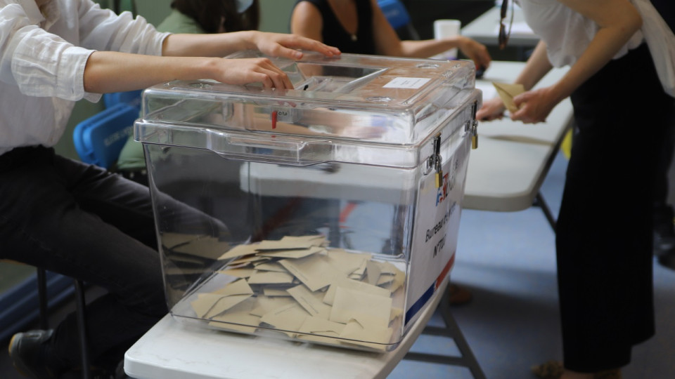 Municipales 2026 dans les Alpes-Maritimes : un taux de participation &agrave; la tra&icirc;ne &agrave; 12h