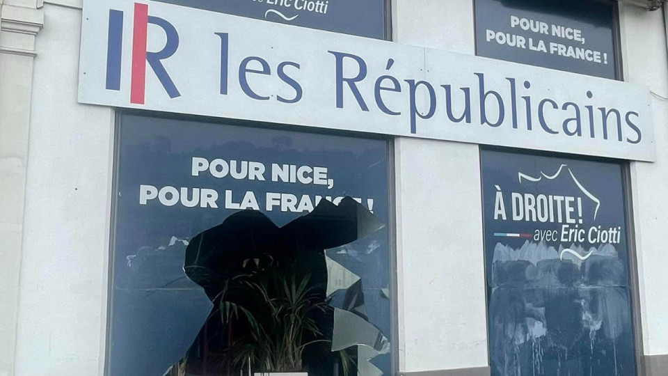 Réforme des retraites : la permanence d'Éric Ciotti dégradée à Nice